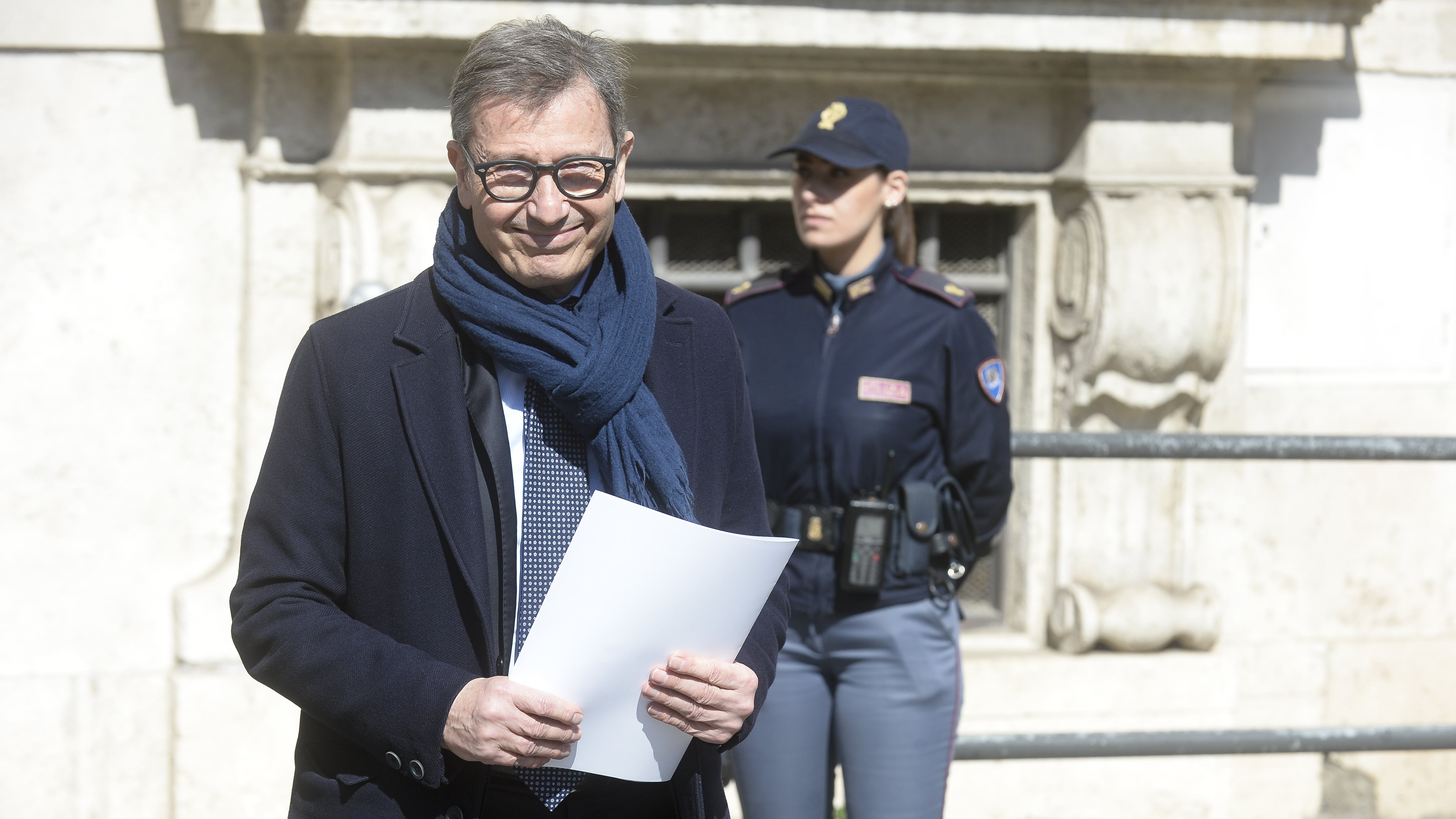 I legali escono dal vertice soddisfatti. "Bene così, avanti senza variazioni"