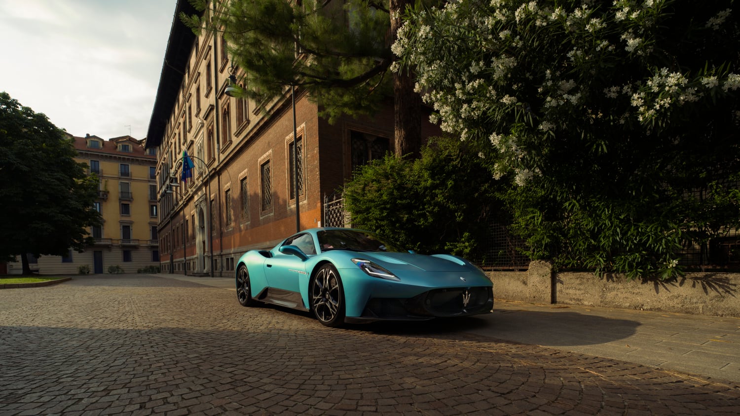 Maserati MCPURA, l'erede della MC20 va dritta al cuore