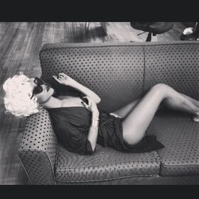 Rihanna mette in mostra il lato b e non solo 2