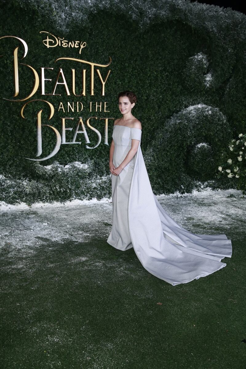 Emma Watson, sexy Bella sul red carpet 40