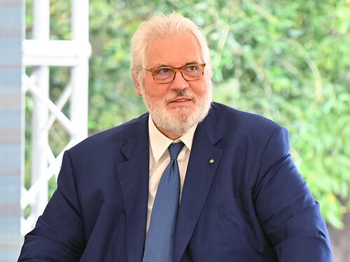 Unicredit, scoppia la mina governance
