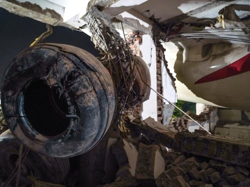 Aereo schiantato in India, le ultime parole del comandante