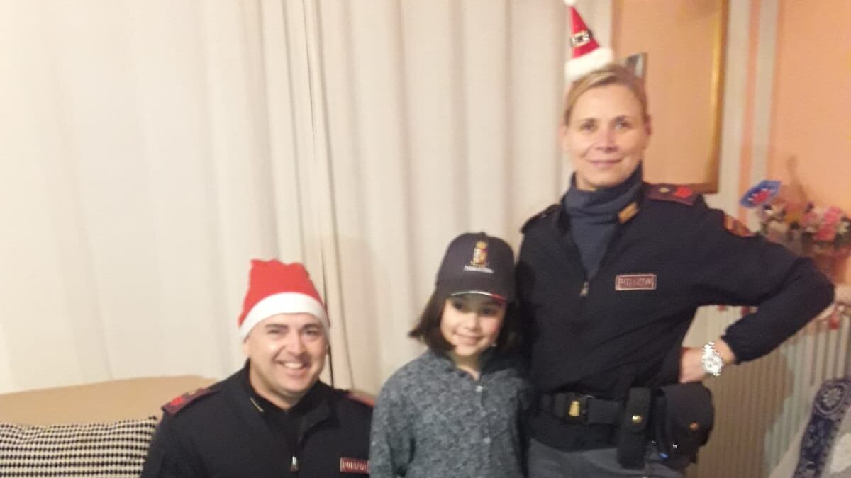 Vicenza, derubata a 8 anni viene "risarcita" dalla polizia