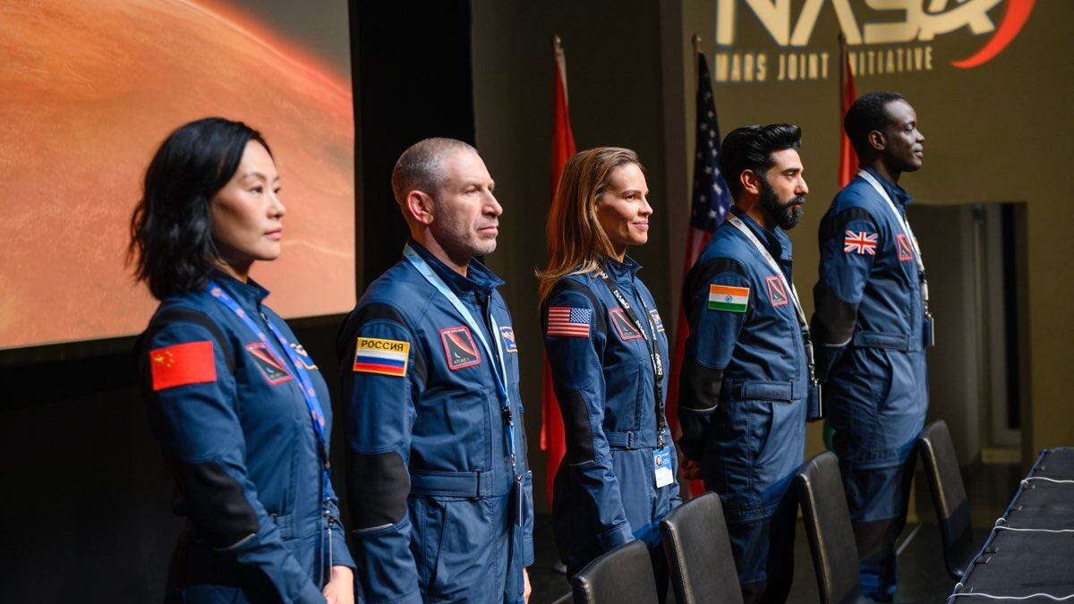 "Away", Hilary Swank madre e astronauta per Netflix