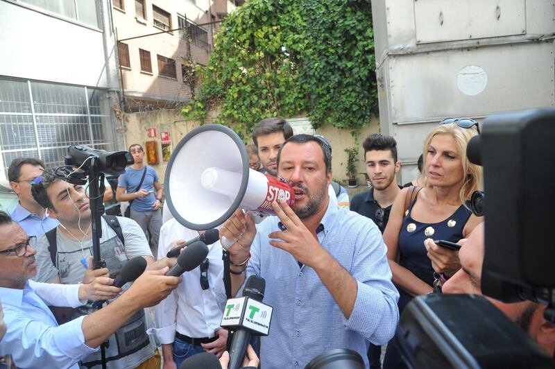 Moschea di via Cavalcanti, il presidio della Lega 18