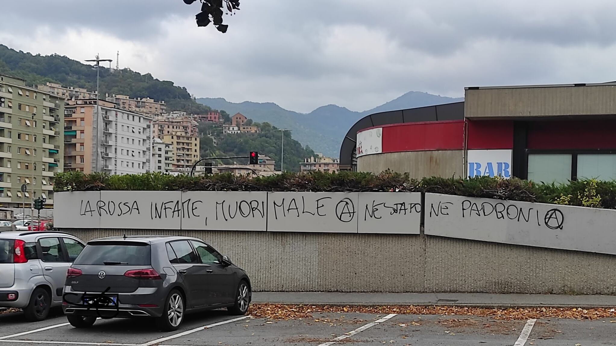 "La Russa muori". La minaccia choc degli anarchici a Genova