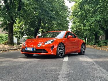 Alpine A110 GT: guarda la gallery della Gran Turismo super leggera  1