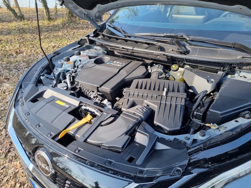 Nissan Qashqai e-Power, guarda le foto 19