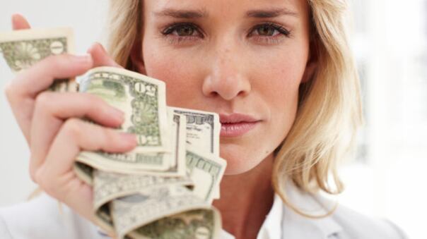 Crisi per gli uomini più ricchi del mondo. Bruciati oltre 70 miliardi di dollari
