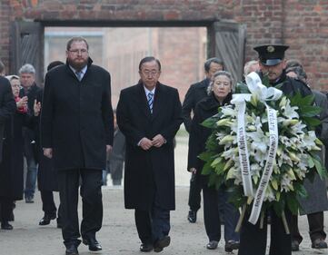 Ban Ki-moon in vista al campo di concentramento di Auschwitz-Birkenau 5
