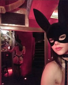 Valentina Nappi in versione Babbo Natale hot  12