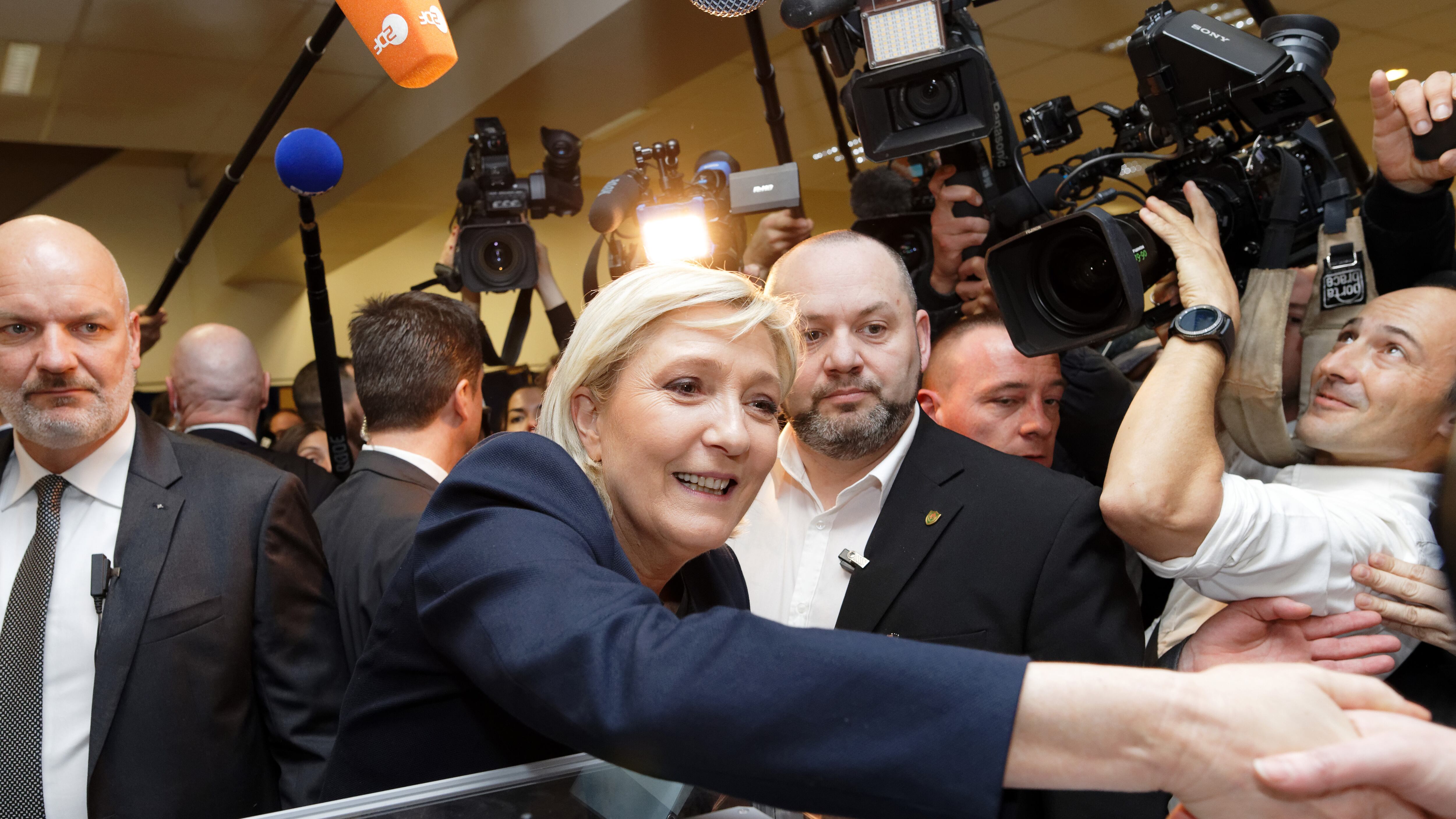 Governo, Le Pen esulta: "I nostri alleati al potere"