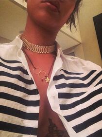 Rihanna, bikini rosso e vacanza alle Barbados 4