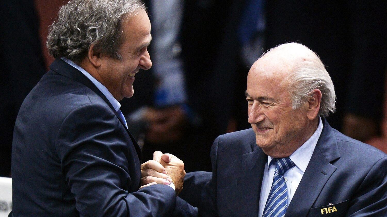 Dopo Blatter sospeso Platini E il pallone non ha più capi