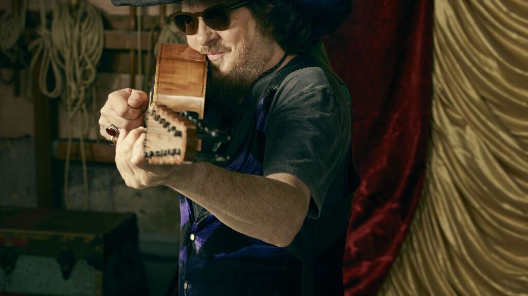 Zucchero: "Rimango un tipo Doc in un mondo pieno di gente finta"
