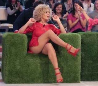 Eva Grimaldi: "Mollata senza pietà a 50 anni"