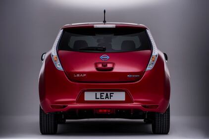 Nuova Nissan Leaf: elettrica a meno di 20.000 euro 16