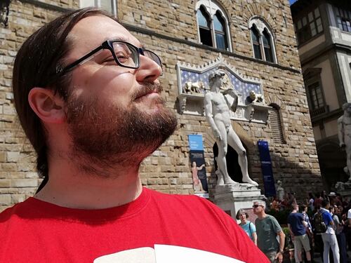 Il prof (di sinistra) che bestemmia contro il ministero "del merito"