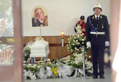 La scomparsa di Sarah Scazzi e l'ultimo saluto di Avetrana 7