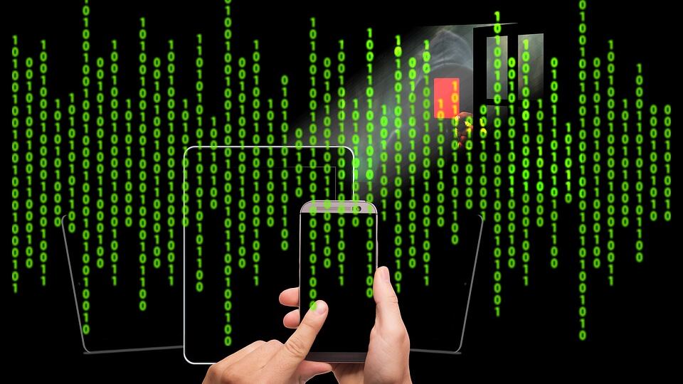 Ma sui trojan restano ancora troppe ombre. "Così si possono manipolare le conversazioni"