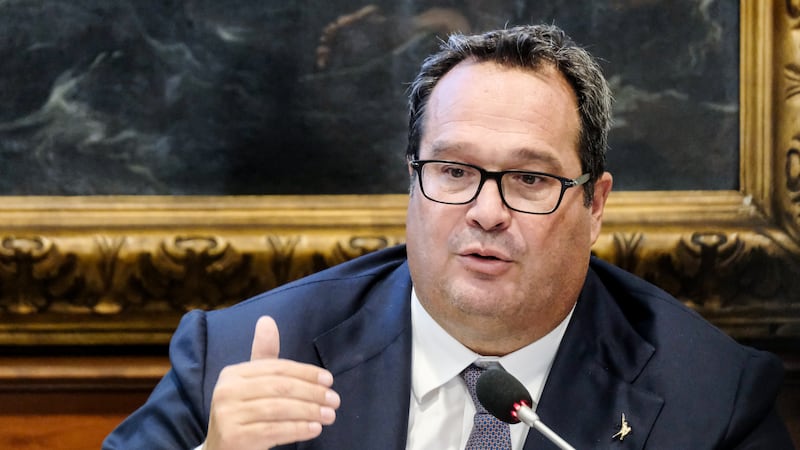 Pensioni, la svolta di Quota 64. Durigon: “Pronti 850 milioni, ora la mini riforma”