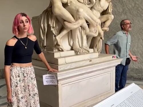 "Il Papa ci ha motivati". Gli ecovandali condannati si appellano a Francesco