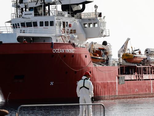 Distinguo e contraddizioni: così l'Ue è assente sui migranti