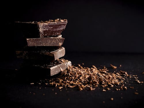 Il cioccolato fondente migliora la vista