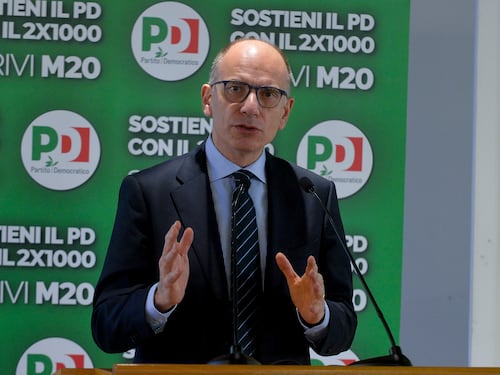 "Non lo votiamo", "Solo propaganda". Scontro aperto sulle tasse