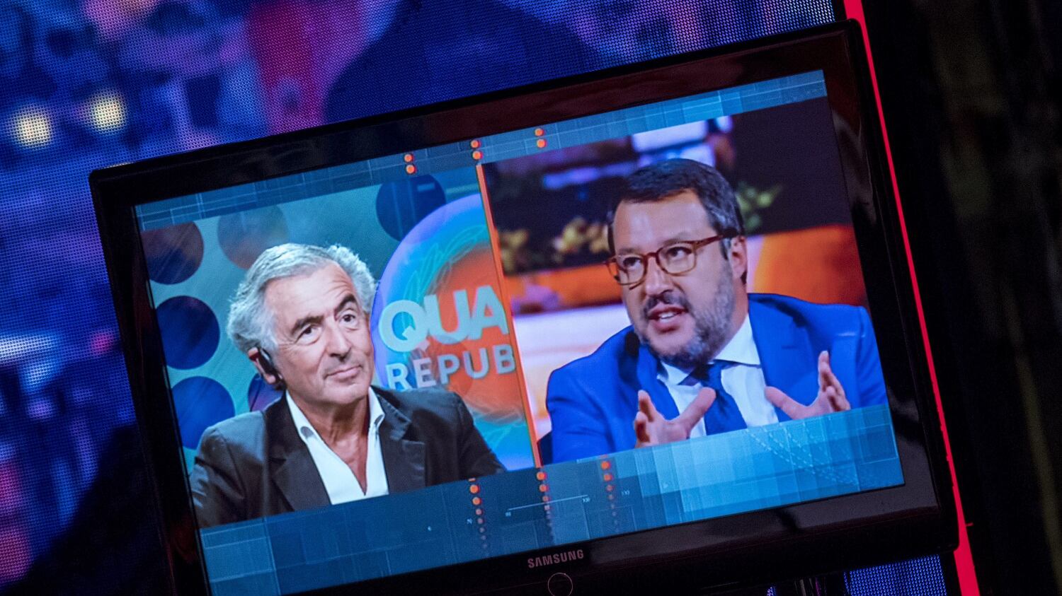 Coronavirus, l'ultima dei buonisti: "Un vaccino grazie ai migranti"