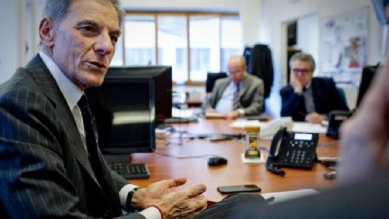 "Non cerco alcuna poltrona. Voglio salvare la mia Napoli"