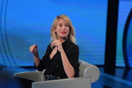 Alessia Marcuzzi, le gambe più lunghe della televisione italiana 30