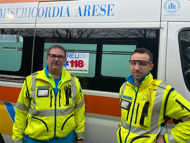 I volontari in prima linea contro il virus 2