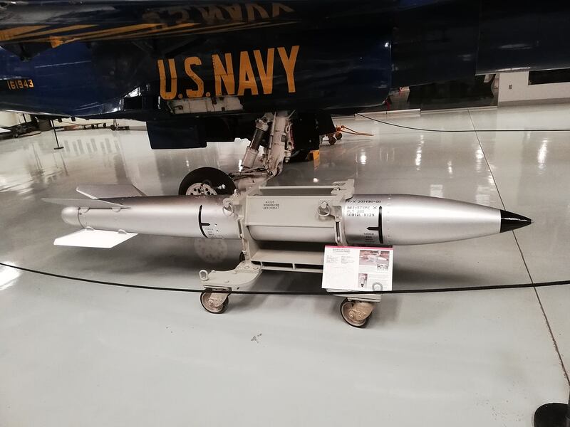 Una bomba nucleare B-61 in dotazione alle forze armate Usa.