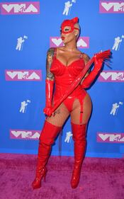 Mtv Video Music Awards 2018, i look più sexy 9