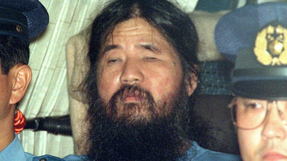 Tokyo manda a morte la setta del gas in metrò (e il Paese applaude)