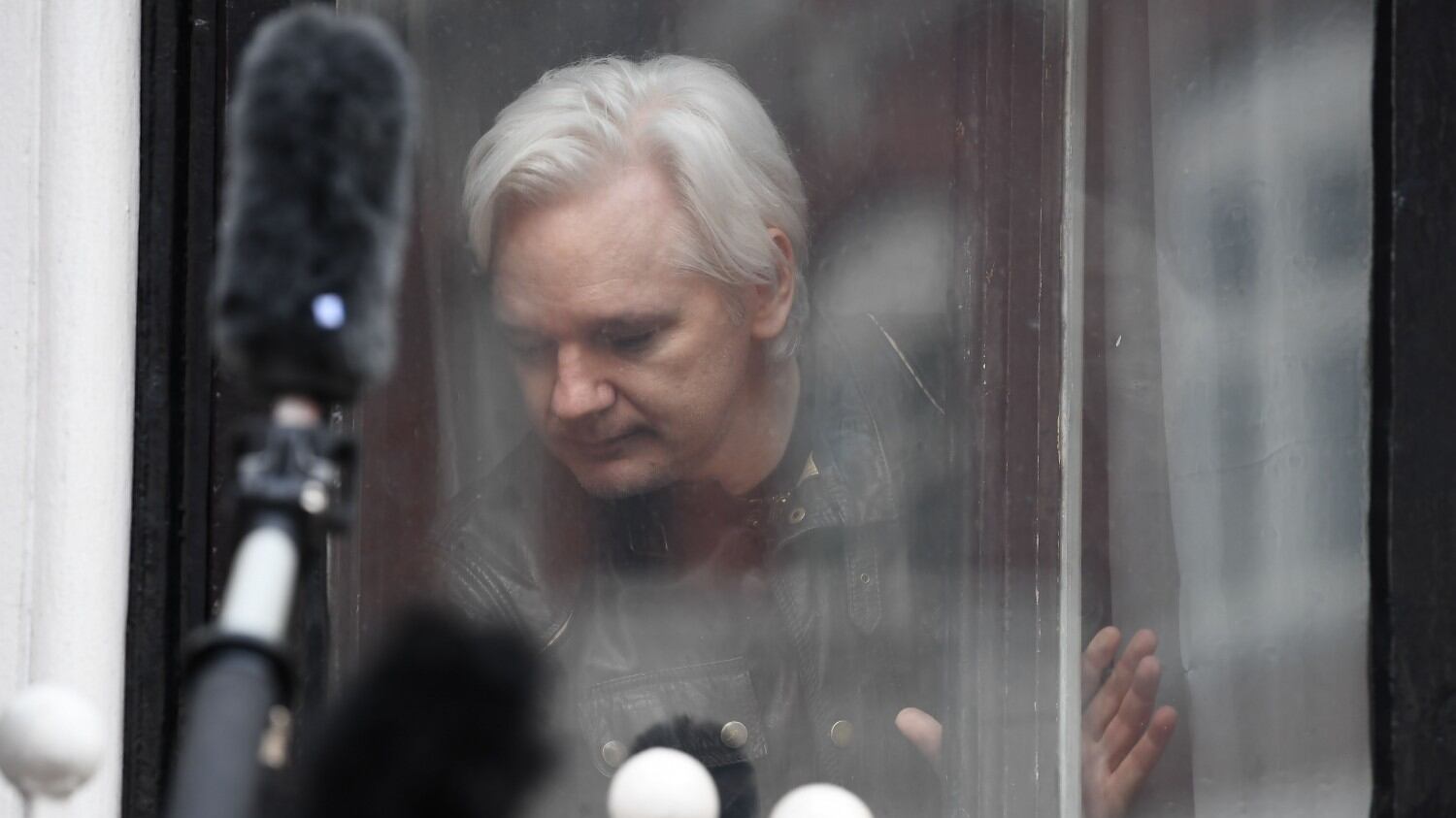 Assange, Londra firma l'ordine di estradizione Ora la parola ai giudici