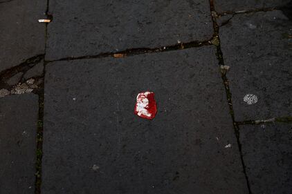 Studente accoltellato in Piazza Testaccio a Roma: gli inquirenti sulle tracce dei responsabili 2