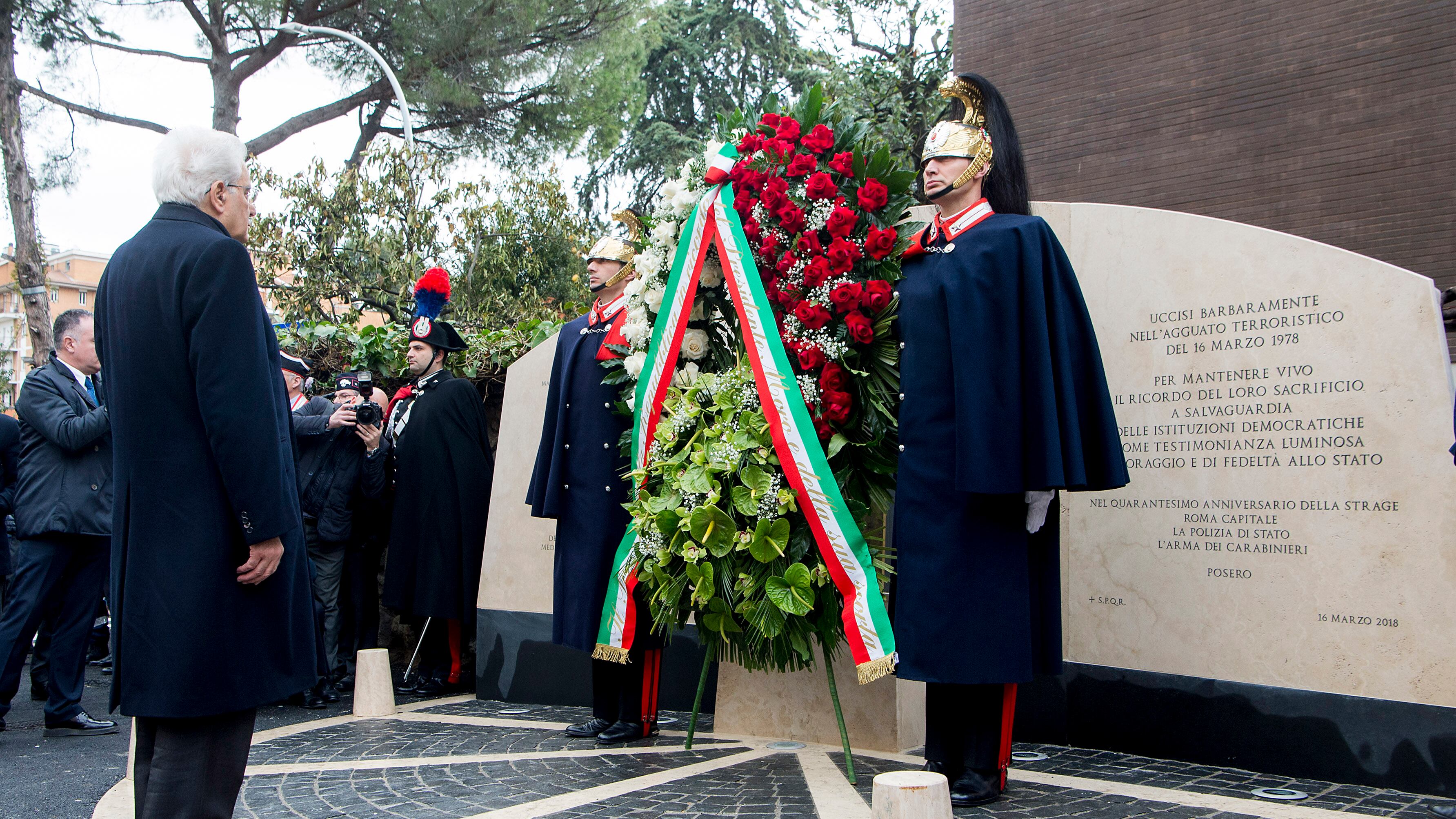 Quegli ex Br che danno lezioni in tv: nuovo sfregio alla memoria di Moro