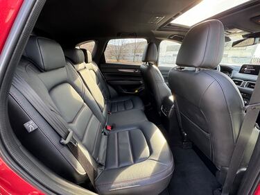Mazda CX-5 2024: guarda la gallery del suv premium giapponese 12