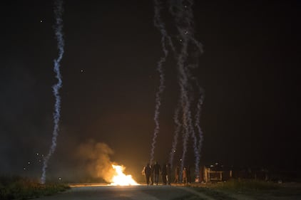 A Calais scoppia la rivolta nella "giungla" 4