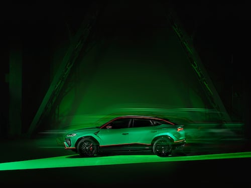 Lamborghini, la personalizzazione diventa identità