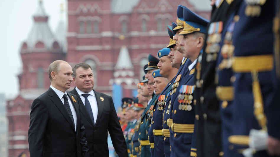 Gli assi in mano a Putin per evitare il crac