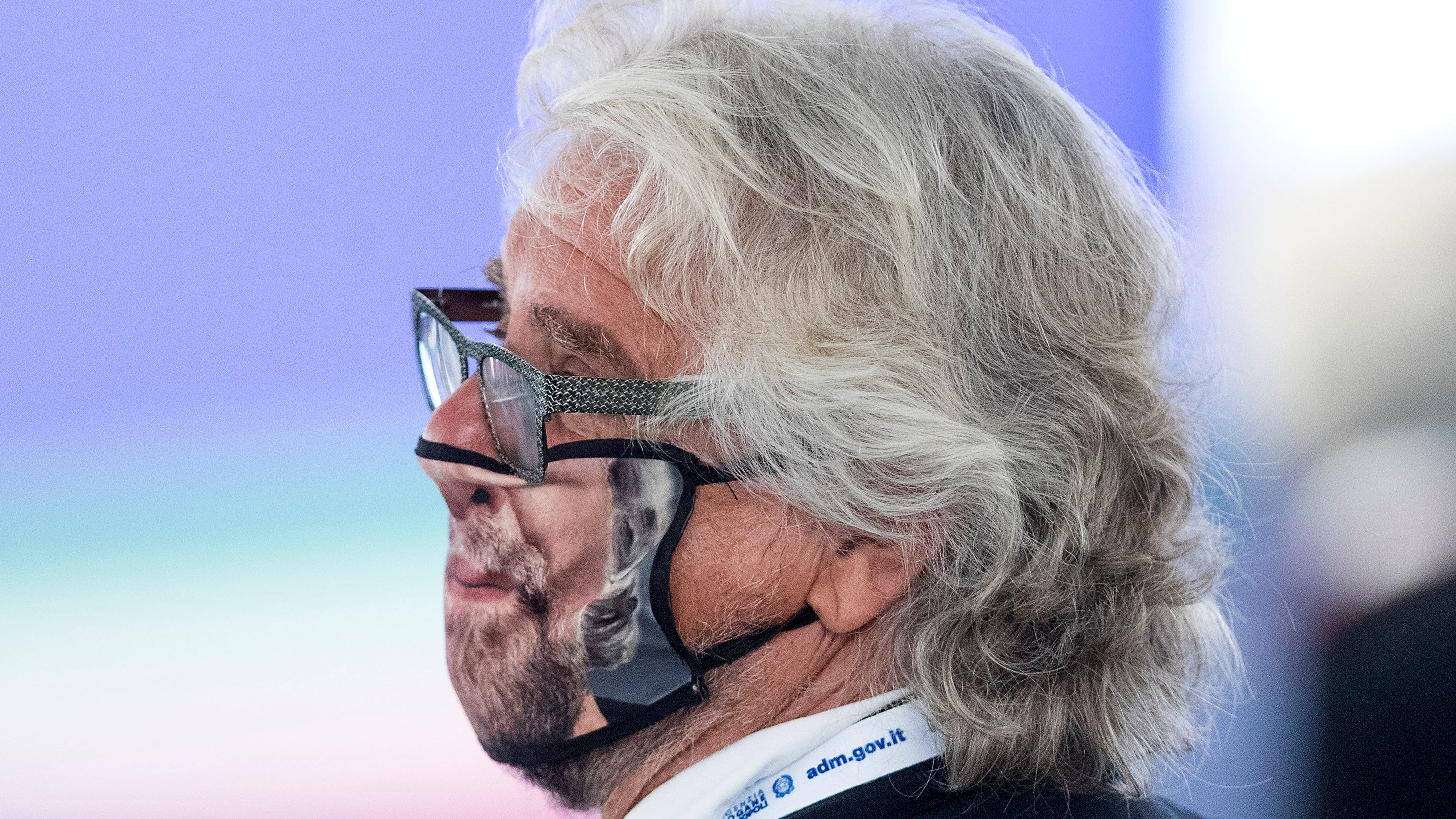 Grillo: "Doppio mandato? Un pilastro", esplode la rabbia nel M5S