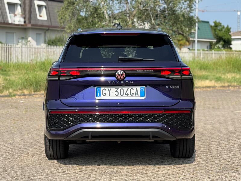 Volkswagen Tayron: guarda la gallery del nuovo SUV per famiglie, anche 7 posti 6