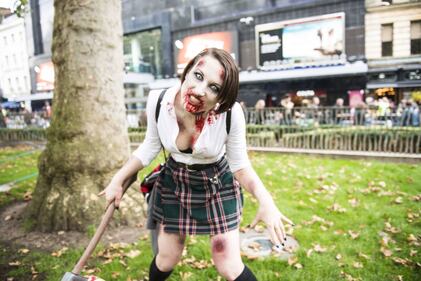 Londra trema per il World Zombie Day 17