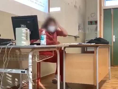 Rovigo, derisero la prof colpita da pallini di gomma ma i giudici archiviano: "Non è reato"