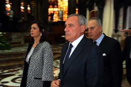 L'ultimo saluto per il giudice e l'avvocato 8