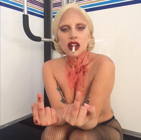 American Horror Story si rinnova, le sexy protagoniste 42