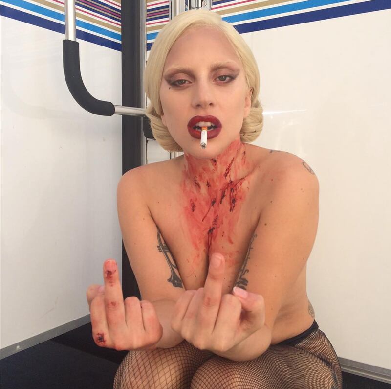American Horror Story si rinnova, le sexy protagoniste 42